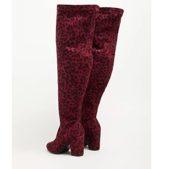 TORRID NWT OVER THE KNEE BOOT - FAUX SUEDE STRETCH BURGUNDY (WW) - Picture 2 of 3